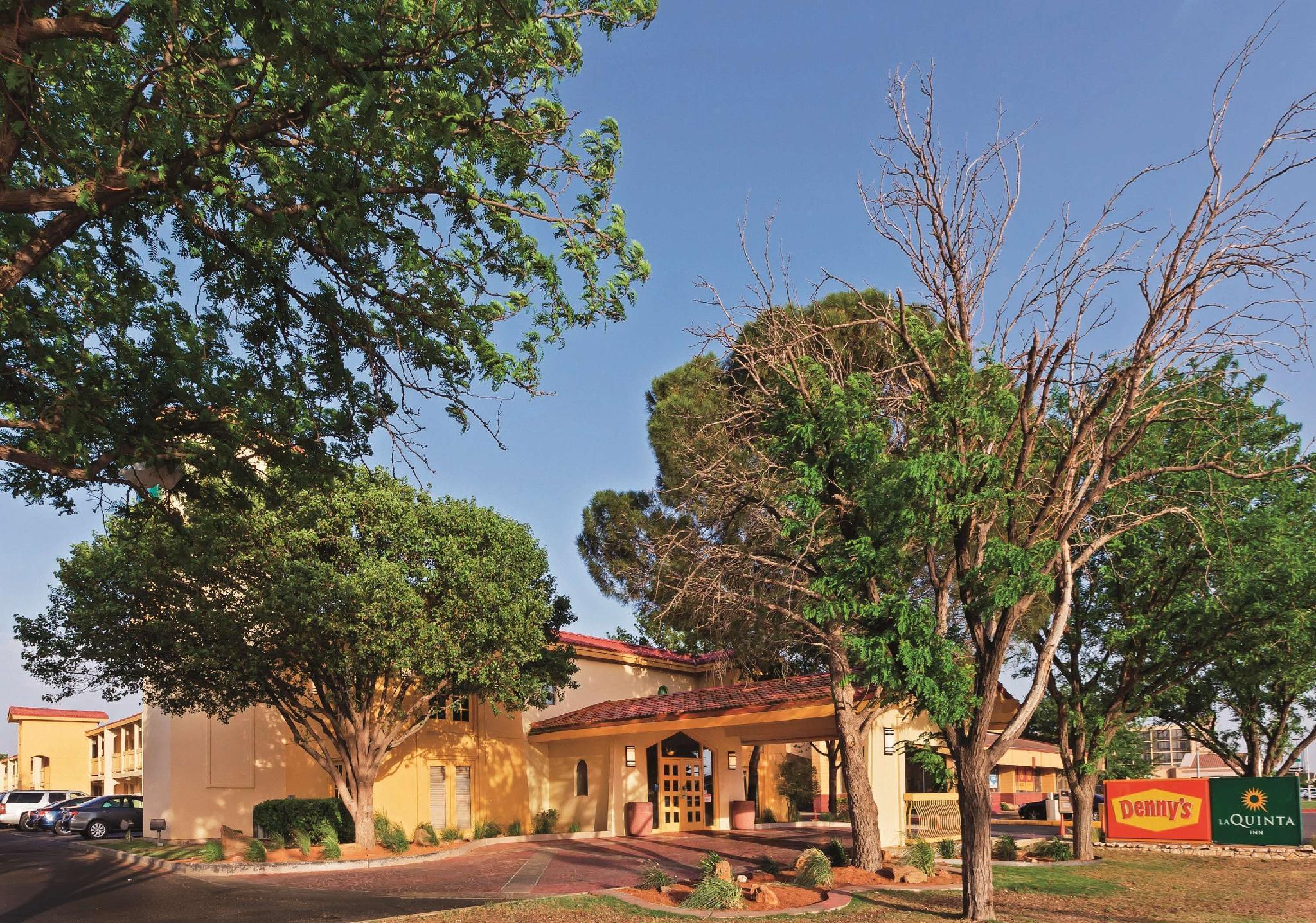 Baymont By Wyndham Lubbock - Downtown Civic Center Hotel Екстериор снимка